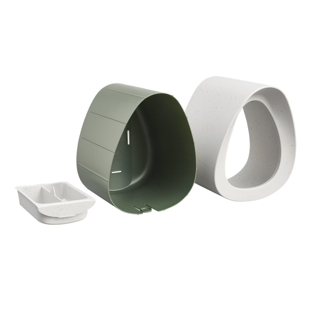 Essential Bird Feeder 18